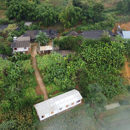 Indigenous Homestay- Trek- Food- Bus Mu Cang Chai Εξωτερικό φωτογραφία