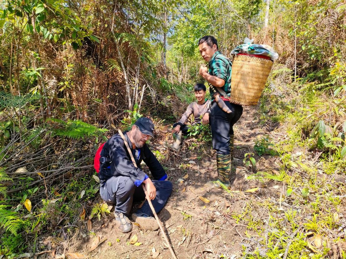 Indigenous Homestay- Trek- Food- Bus Mu Cang Chai Εξωτερικό φωτογραφία