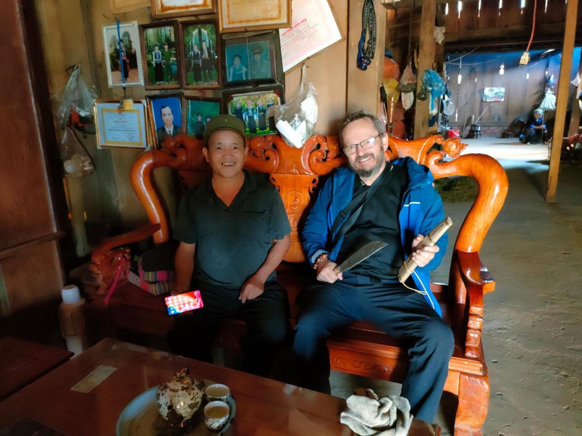 Indigenous Homestay- Trek- Food- Bus Mu Cang Chai Εξωτερικό φωτογραφία