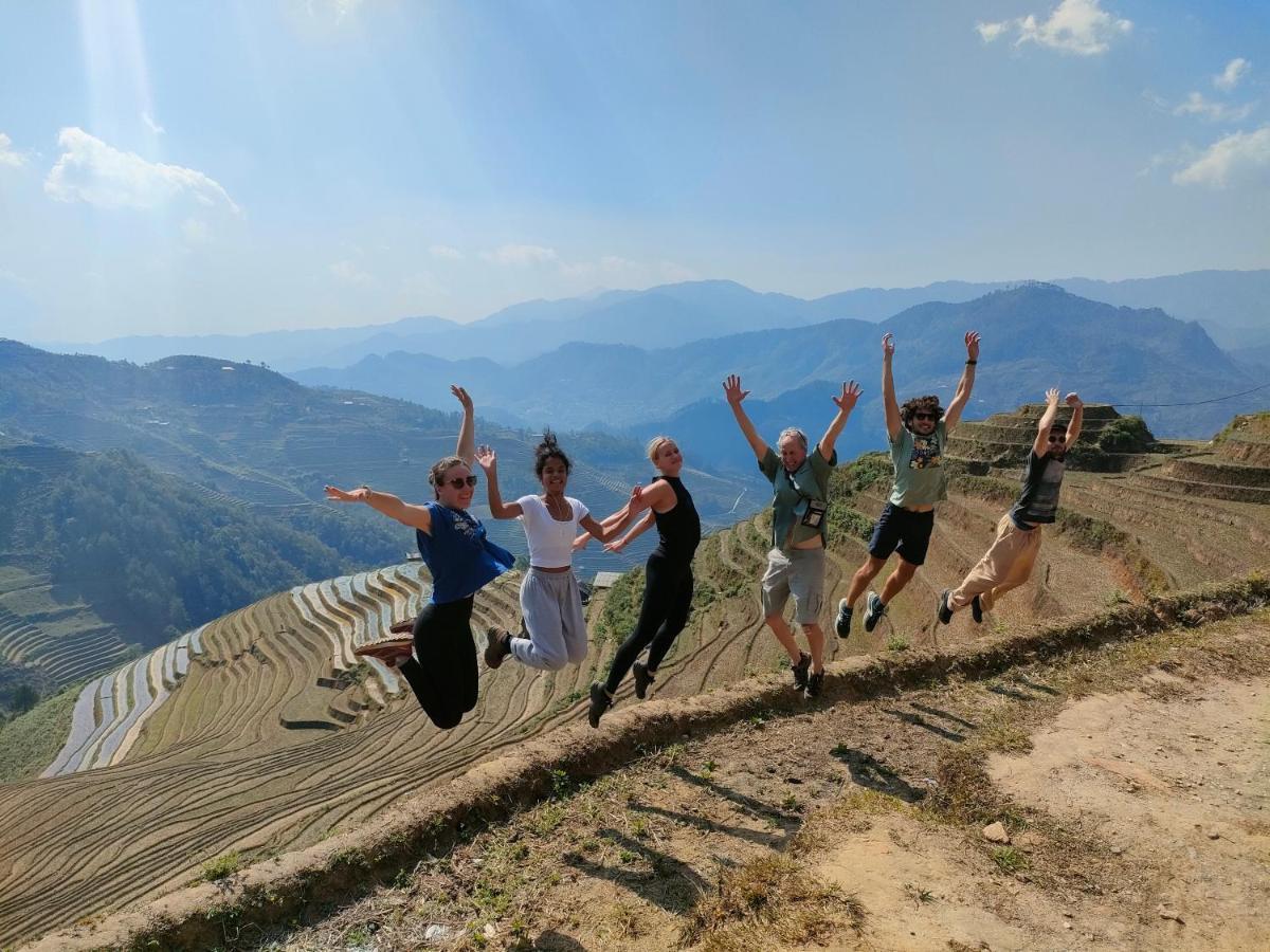 Indigenous Homestay- Trek- Food- Bus Mu Cang Chai Εξωτερικό φωτογραφία