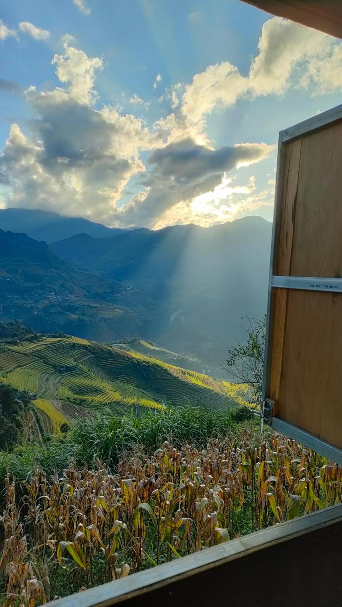 Indigenous Homestay- Trek- Food- Bus Mu Cang Chai Εξωτερικό φωτογραφία
