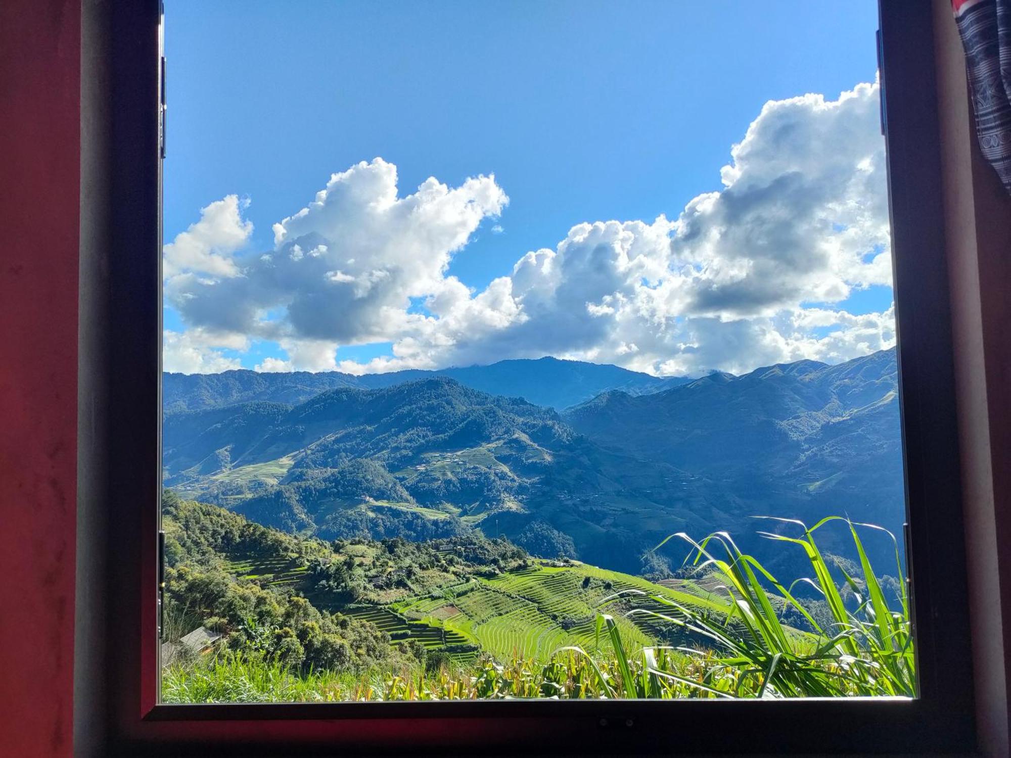 Indigenous Homestay- Trek- Food- Bus Mu Cang Chai Δωμάτιο φωτογραφία