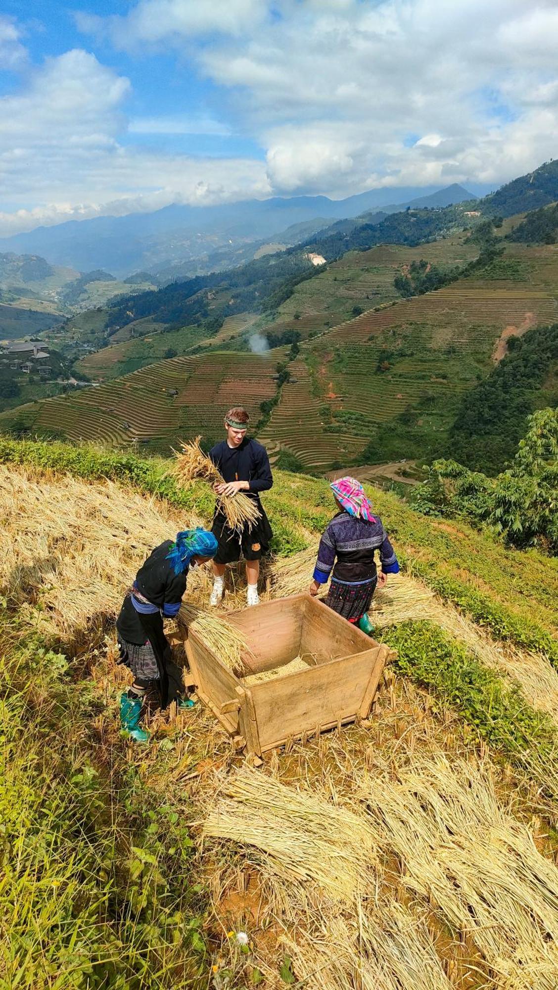Indigenous Homestay- Trek- Food- Bus Mu Cang Chai Εξωτερικό φωτογραφία